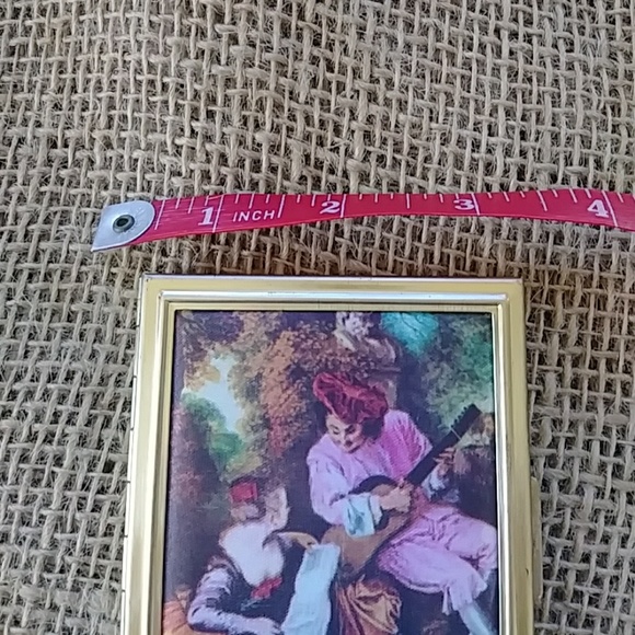 Vintage style women photos case. - Picture 8 of 8